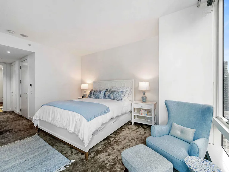 301 Mission St #27B — Photo 20