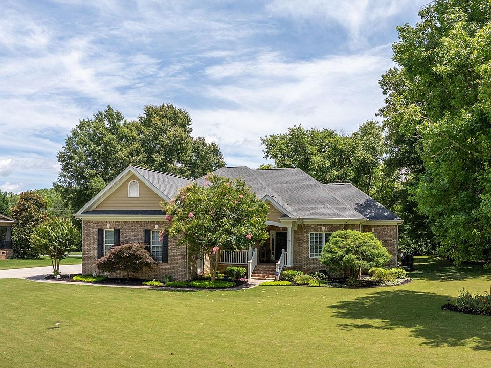 1st image of 106 Birch Meadow Dr
