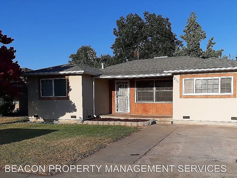 1st image of 211 Palin Ave