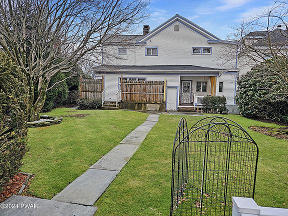 2nd image of 315 16th St