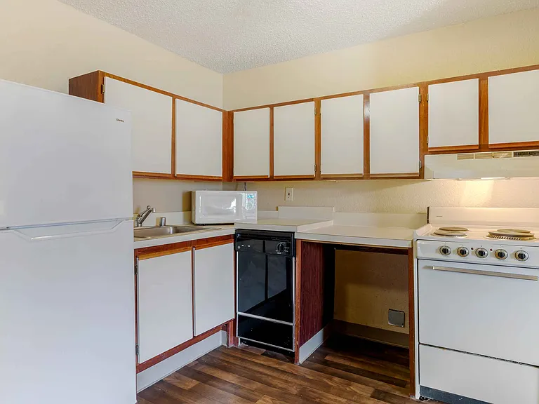 Fully Equipped Kitchens