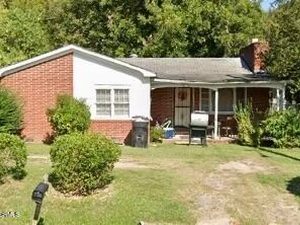 901 E Nash Street, Spring Hope, NC 27882