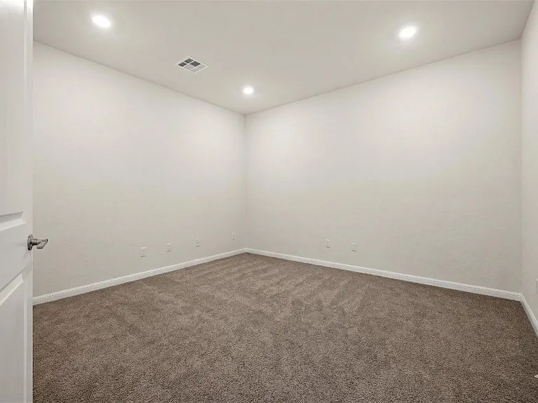 604 Spindrift Ln — Photo 20