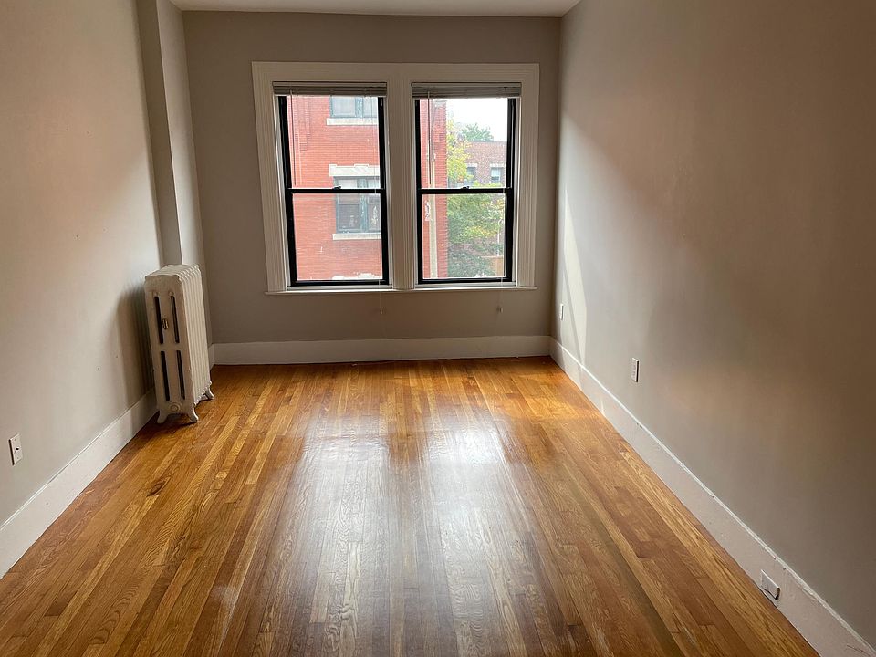 1st image of 9 Sewall Ave #113B