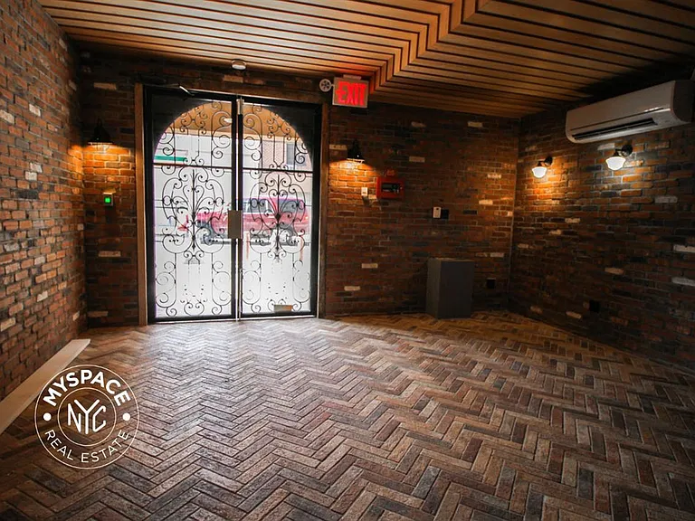 31 Brooklyn Ave #6C — Photo 16