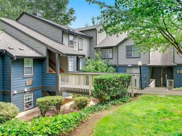 North Creek Heights Apartments