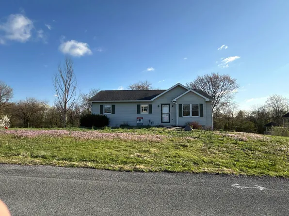 1191 Candice Ln, Chambersburg, PA 17201