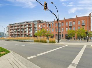 The Janion, Victoria, BC V8W 0E3