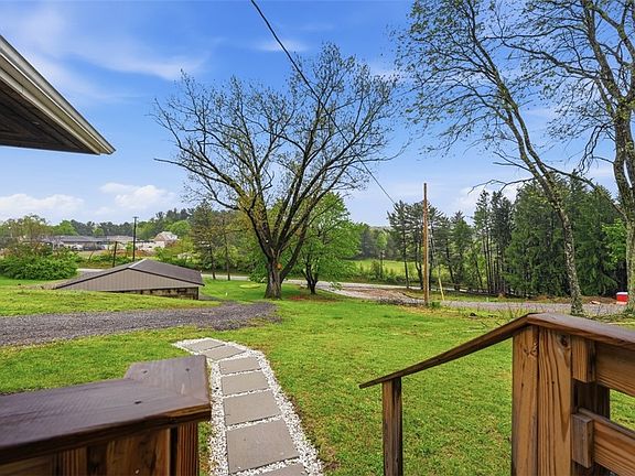 5th image of 265 Mountain View Rd