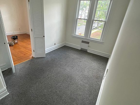 5th image of 38 Feiner Pl APT 2R