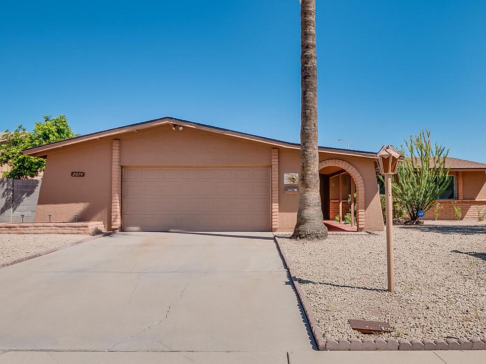 1st image of 2074 E Greenway Dr