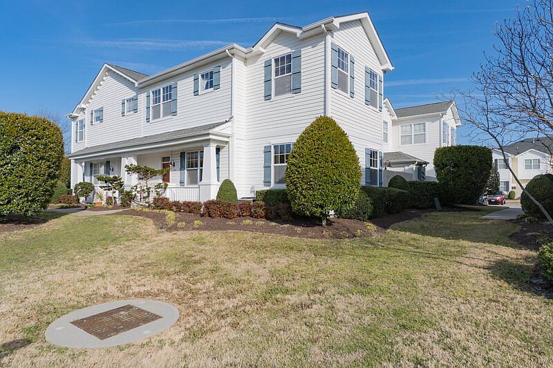 1st image of 1339 Emsworth Dr #1