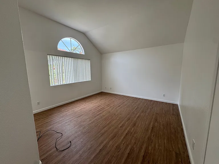 1423 Portofino Dr — Photo 37