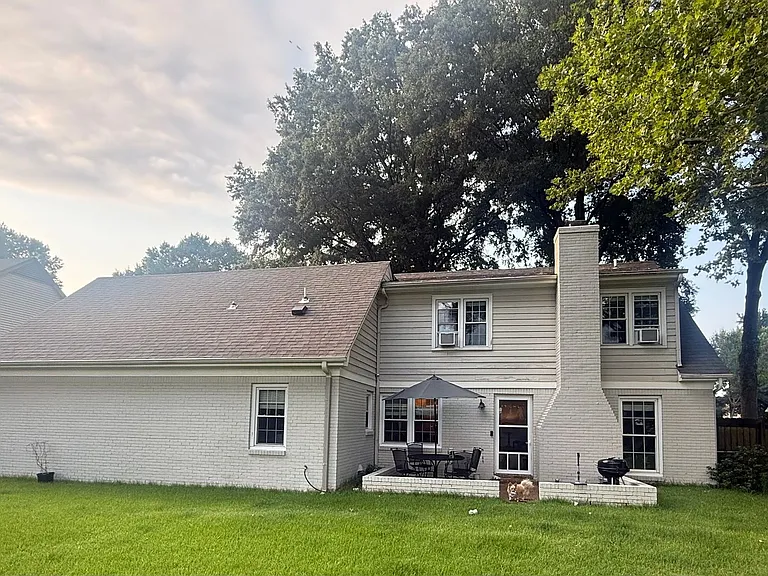 8523 Farmington Cv — Photo 3
