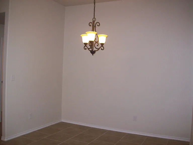 3604 Trenton Ave — Photo 5