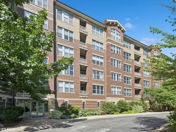 9350 Skokie Blvd Unit 210, Skokie, IL 60077