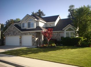 4878 S Stone Crest Dr, Murray, UT 84107