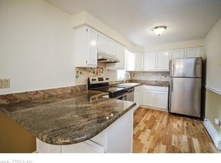 26 Beacon St, Manchester, CT 06042