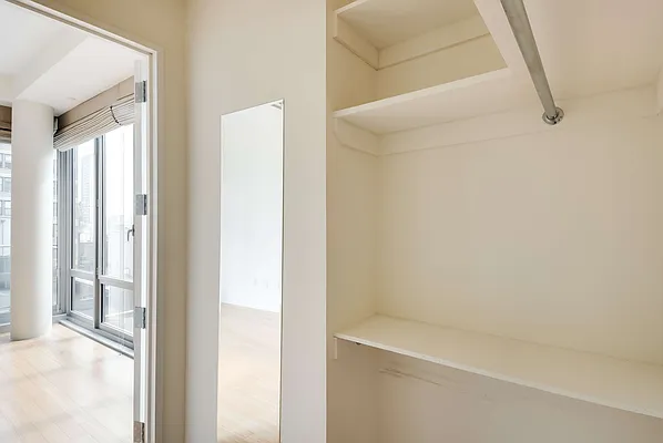 Sold by JG Realty Associates Inc. | media 15