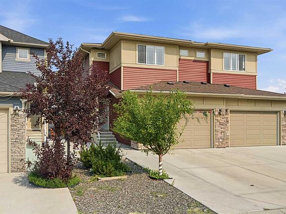 2nd image of 190 W Saddlelake Way NE
