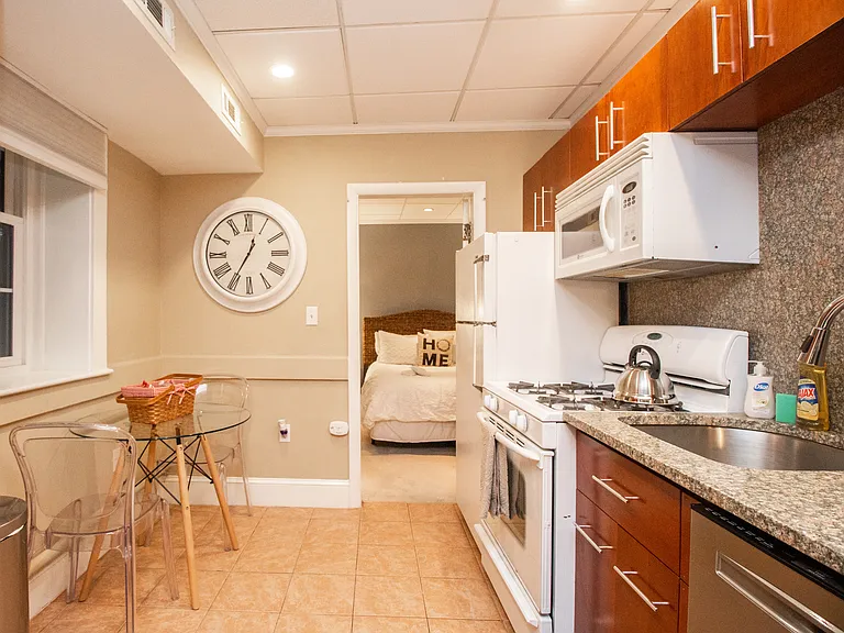 1253 Beacon St #4BB — Photo 12
