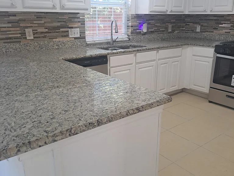 1353 Mill Wood Ln — Photo 11