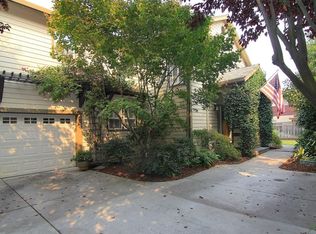 1137 Boranda Ave, Mountain View, CA 94040