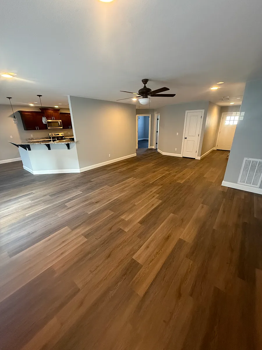 Building Photo - 1204 Justins Trl