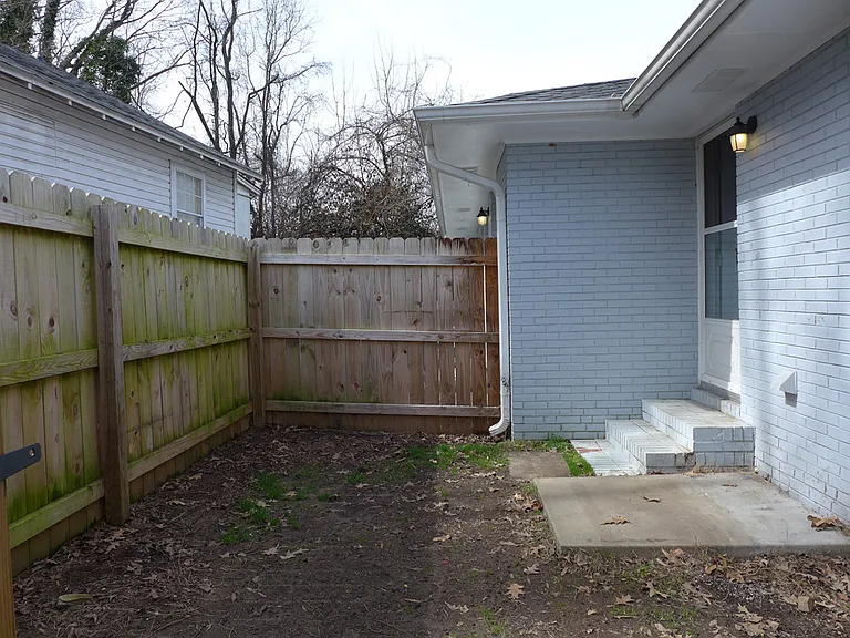 1411 Gearwood Ave — Photo 13
