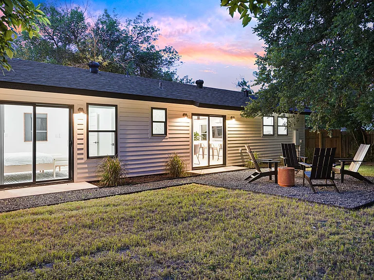 2304 Aldford Dr — Photo 27