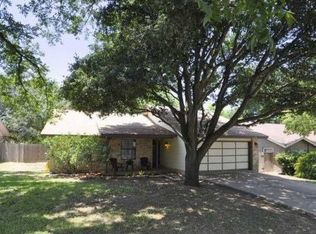 406 Suzzane Rd, Pflugerville, TX 78660