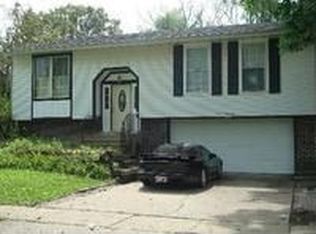 1141 Hunter Dr, Elgin, IL 60120