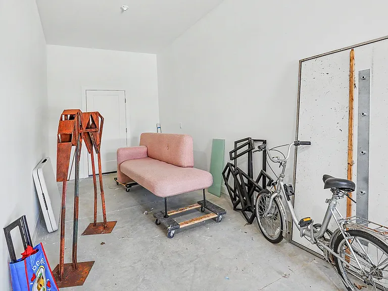 1507 Shady Brook Ln — Photo 13