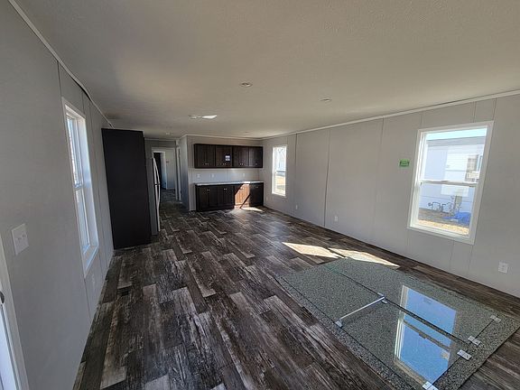 5th image of 500 E 50th St S #98