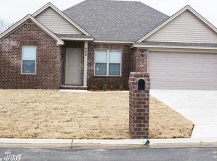 504 Samuel Loyce Dr, Searcy, AR 72143