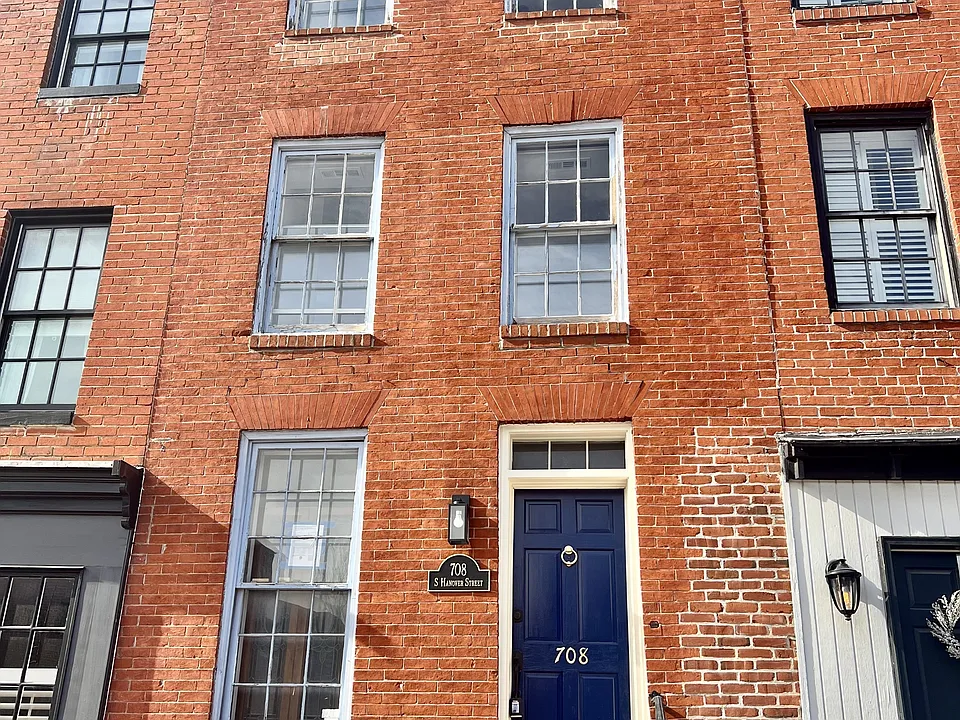 708 S Hanover St #-