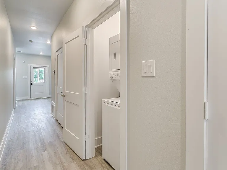3210 Forest Park Blvd — Photo 11