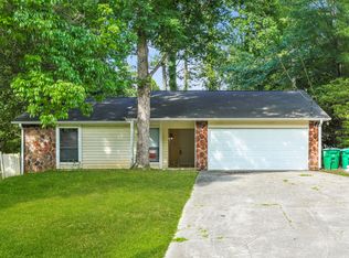 1405 Country Downs Dr, Norcross, GA 30093