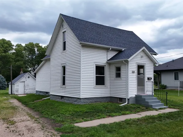 105 E McAllister St, Battle Creek, NE 68715
