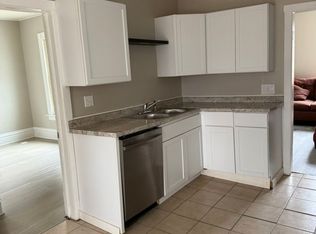 642 Arlington St, Dubuque, IA 52001