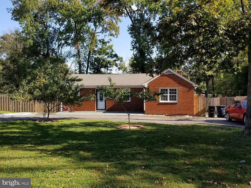 1st image of 801 Warburton Ln