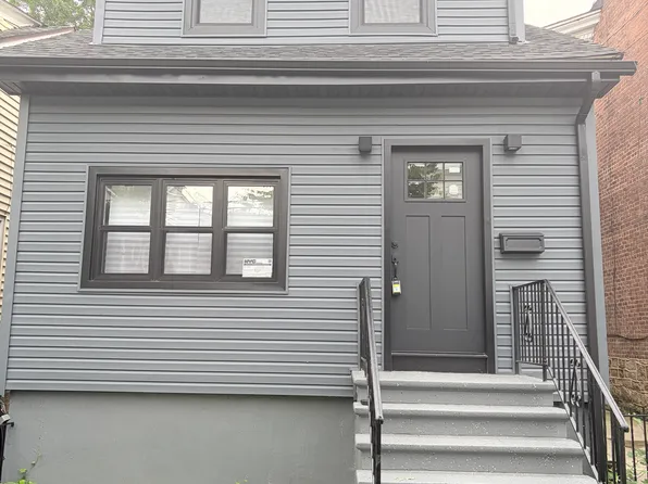 128 East 238th Street image 1 of 32