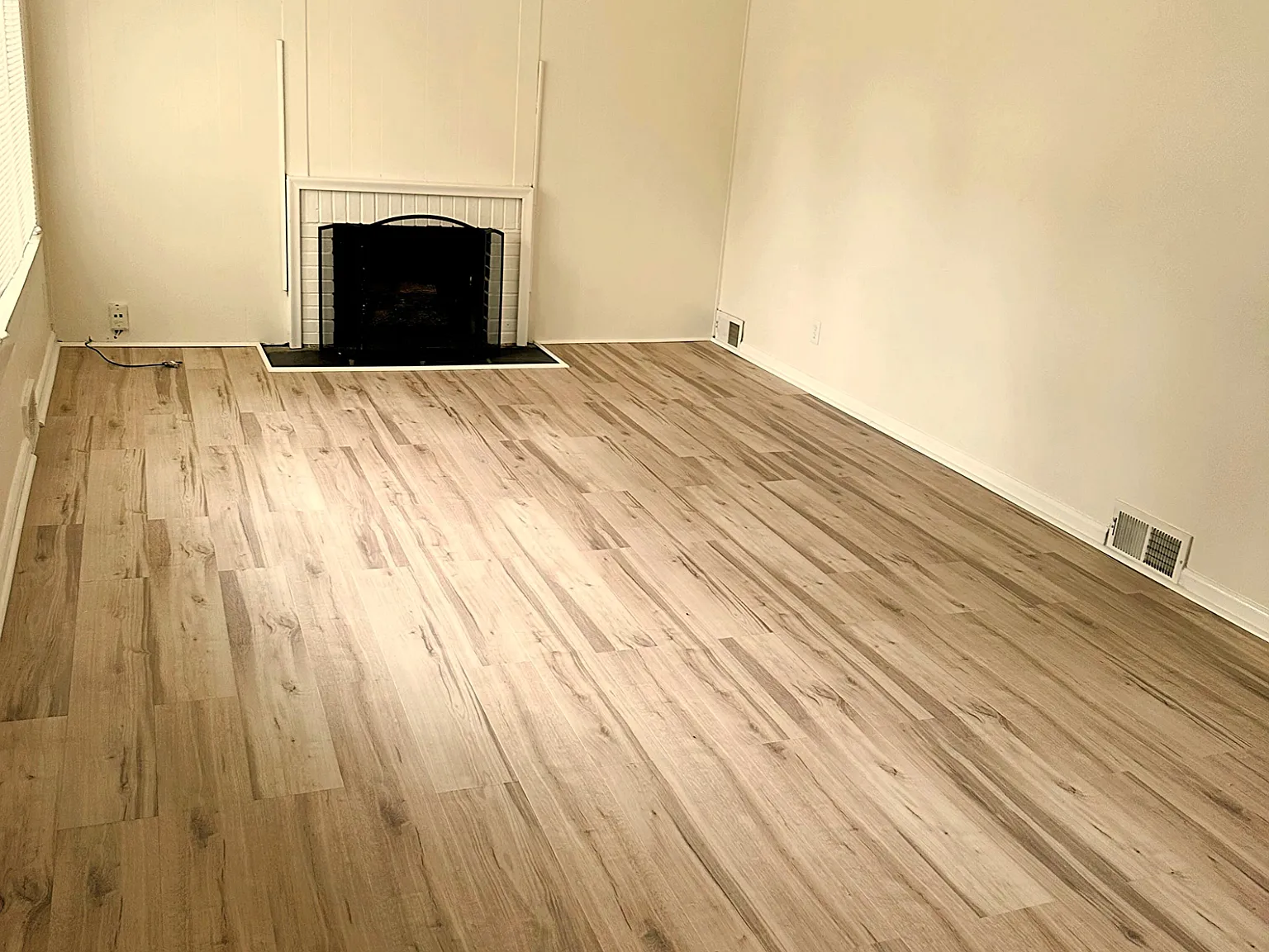 3 bed, 1352 sqft, $1,700 — Photo 4