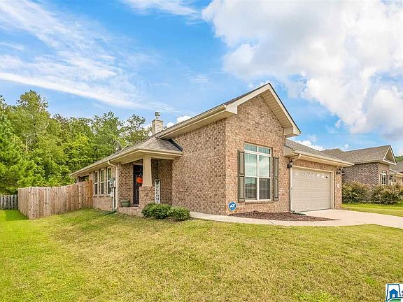 3rd image of 303 Ivy Hills Cir