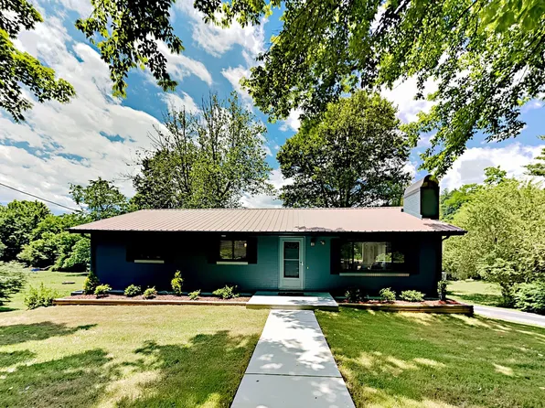 76 Morris Rd, Brevard, NC 28712