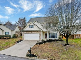721 Drakewood Ln, Knoxville, TN 37924