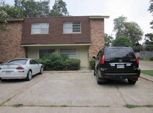 104 W President Ave APT 13, Greenwood, MS 38930