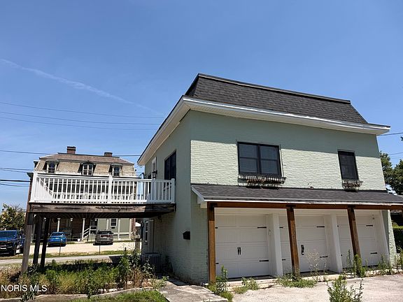 4th image of 314 & 316 E Hardin St