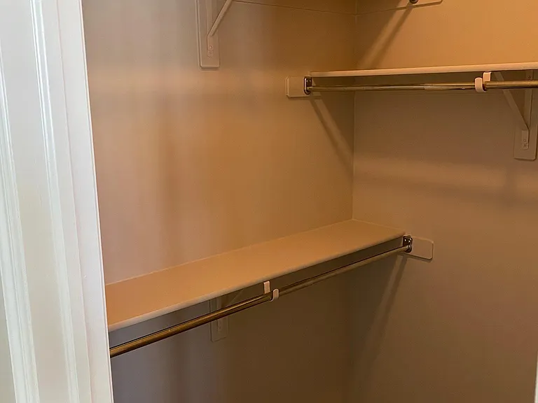 1140 York Dr — Photo 10