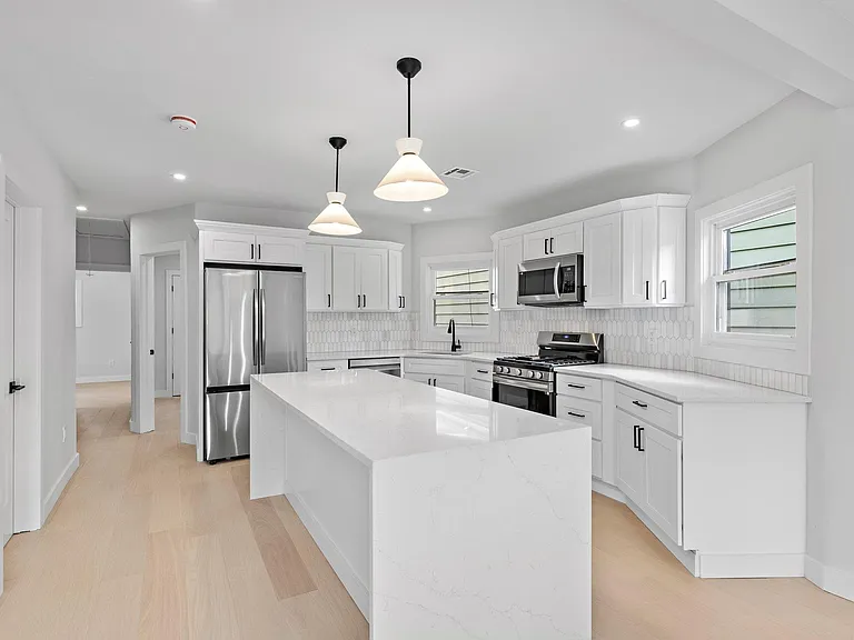 69 Valley Rd #2 — Photo 2